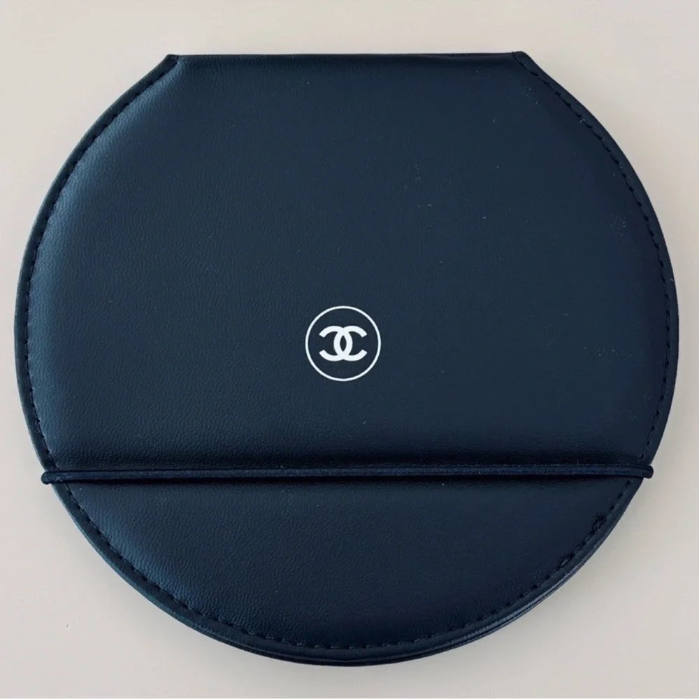 Chanel Beauté mirror - Picture 2 of 4